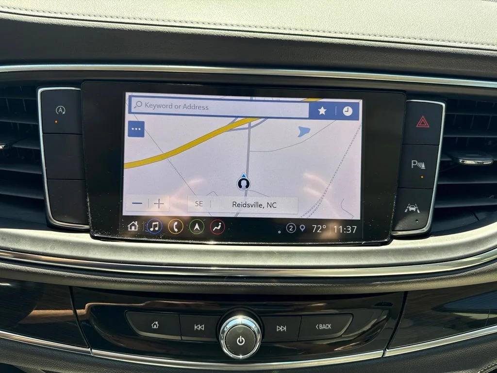 Used 2023 White Buick Premium Group image 22