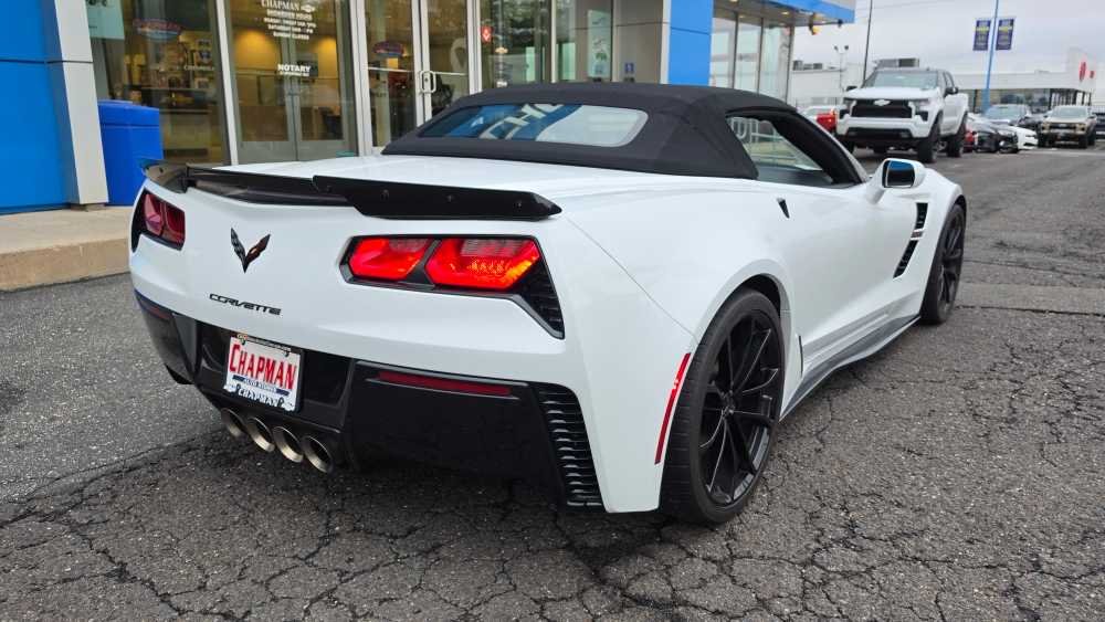 Used 2019 White Chevrolet Grand Sport 2LT image 15