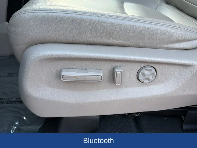 Used 2023  Honda EX-L image 22
