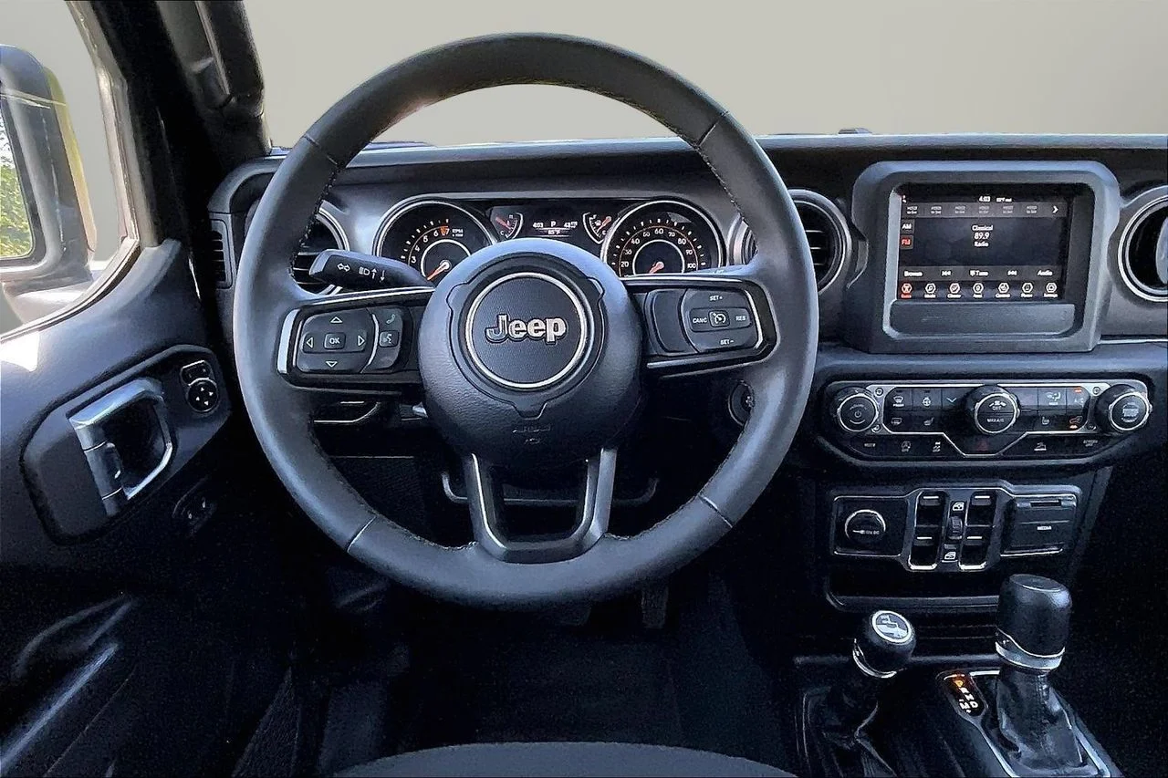 Used 2023 Black Jeep Sport S image 11