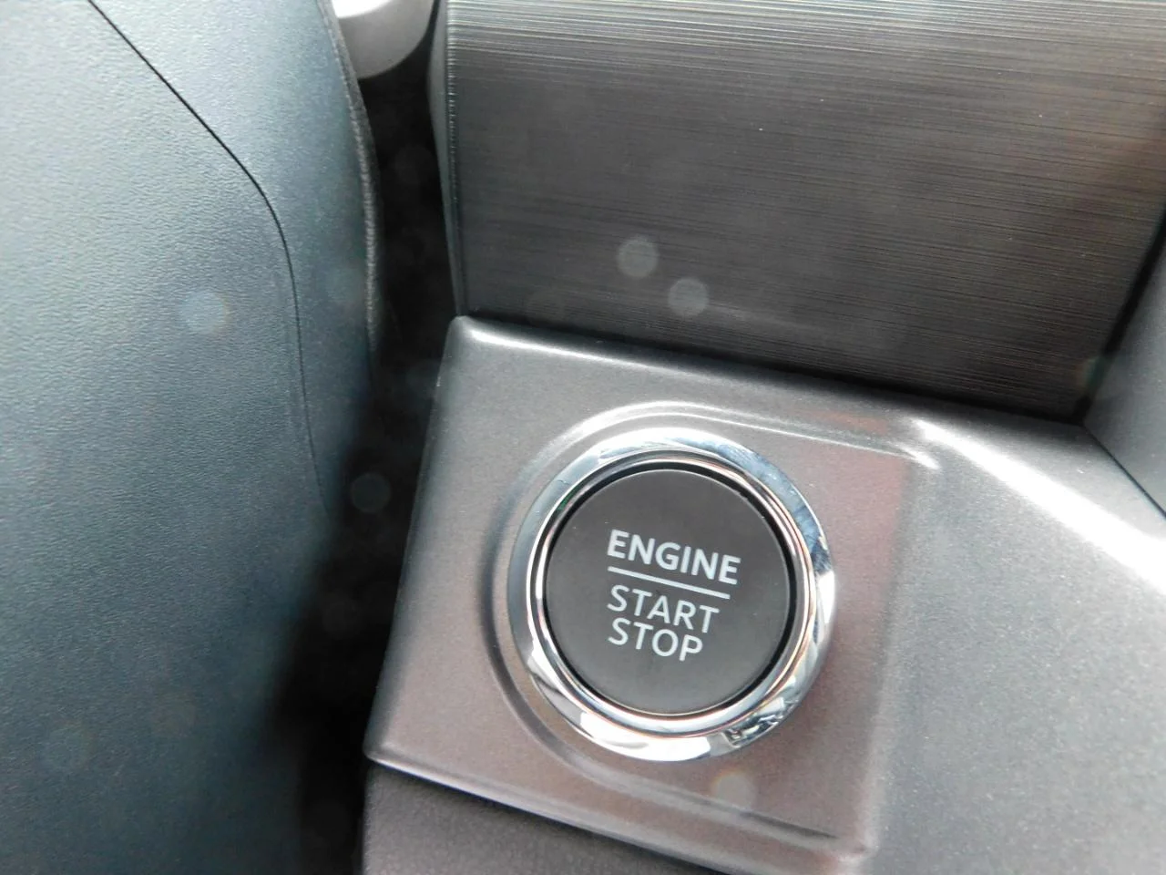 New 2026 Carbonized Gray Metallic Ford XLT image 39