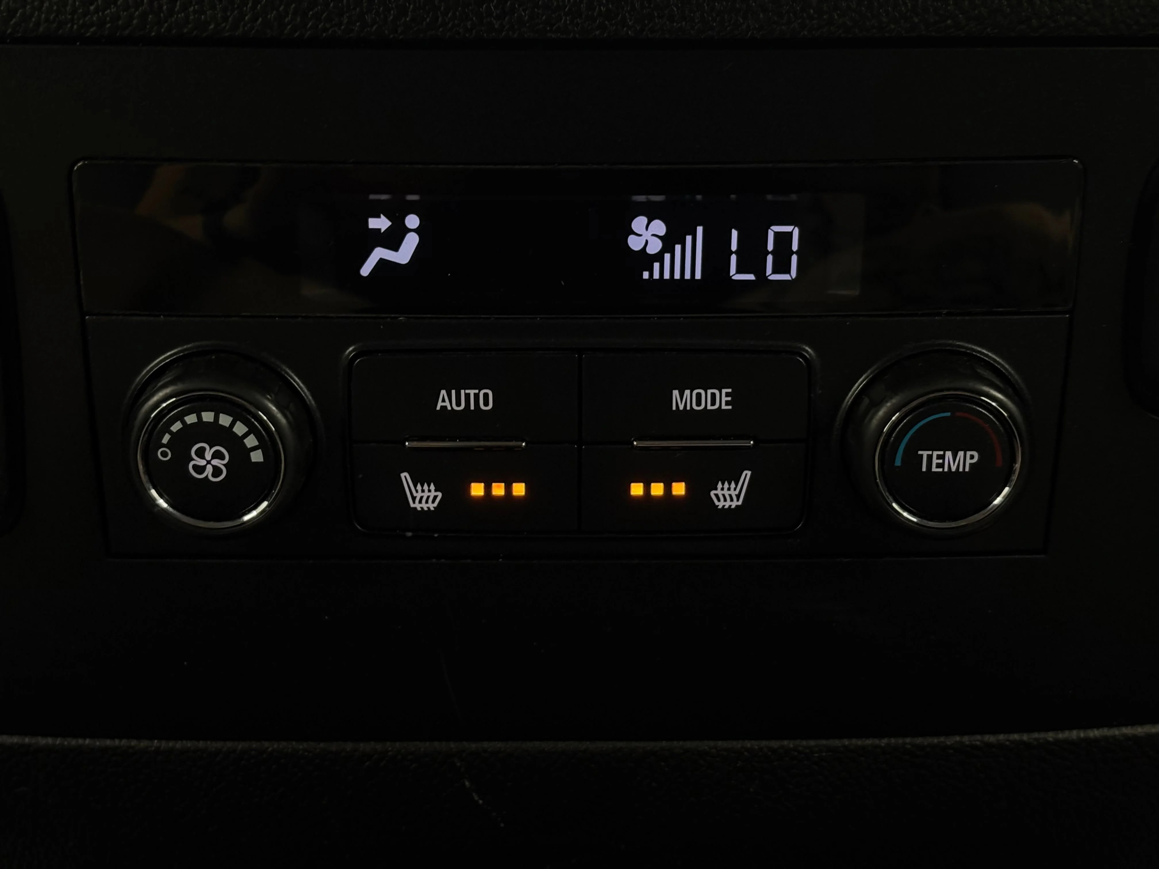 Used 2018 SUMMIT WHITE GMC SLT image 6