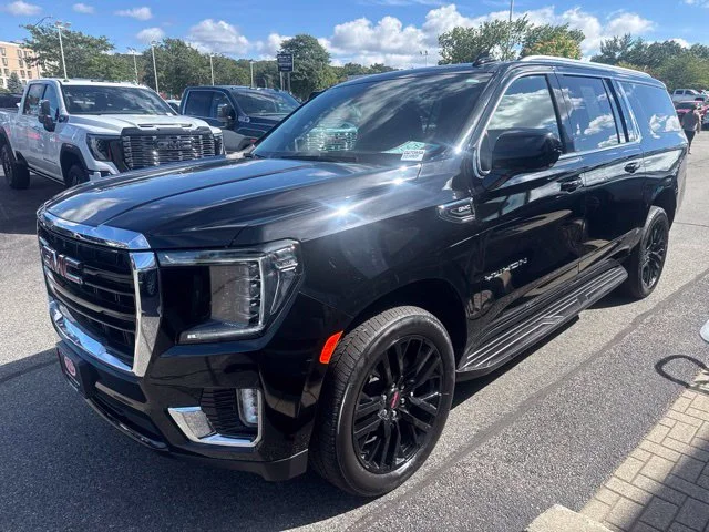 Used 2024 Black GMC SLE image 3