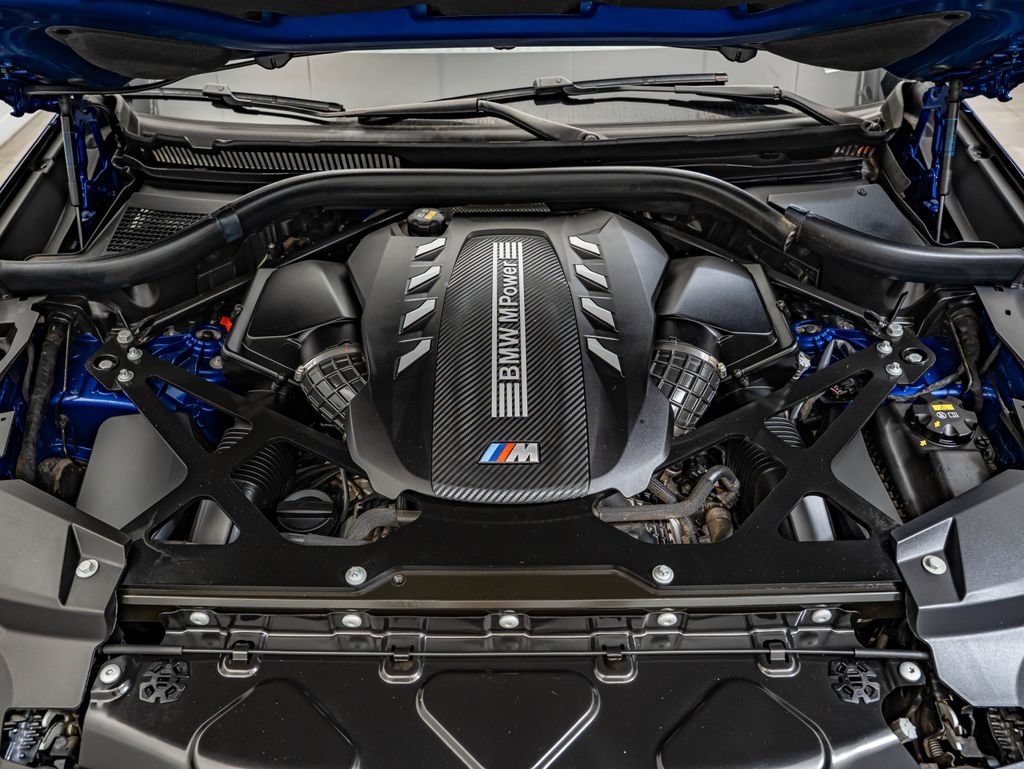 Used 2020 Marina Bay Blue Metallic BMW Competition image 43