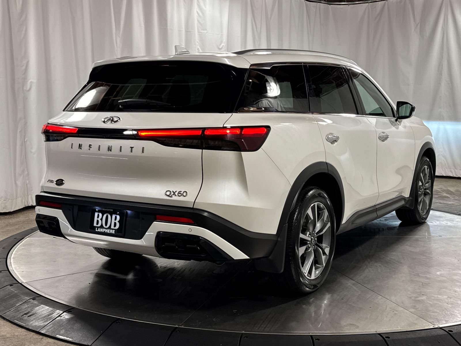 2025 INFINITI QX60 LUXE - Photo 19