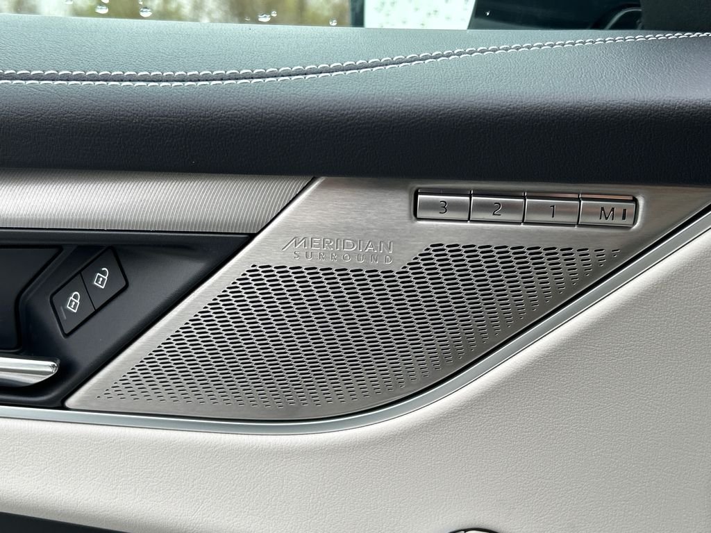 2026 Jaguar F-Pace R-Dynamic S - Photo 20