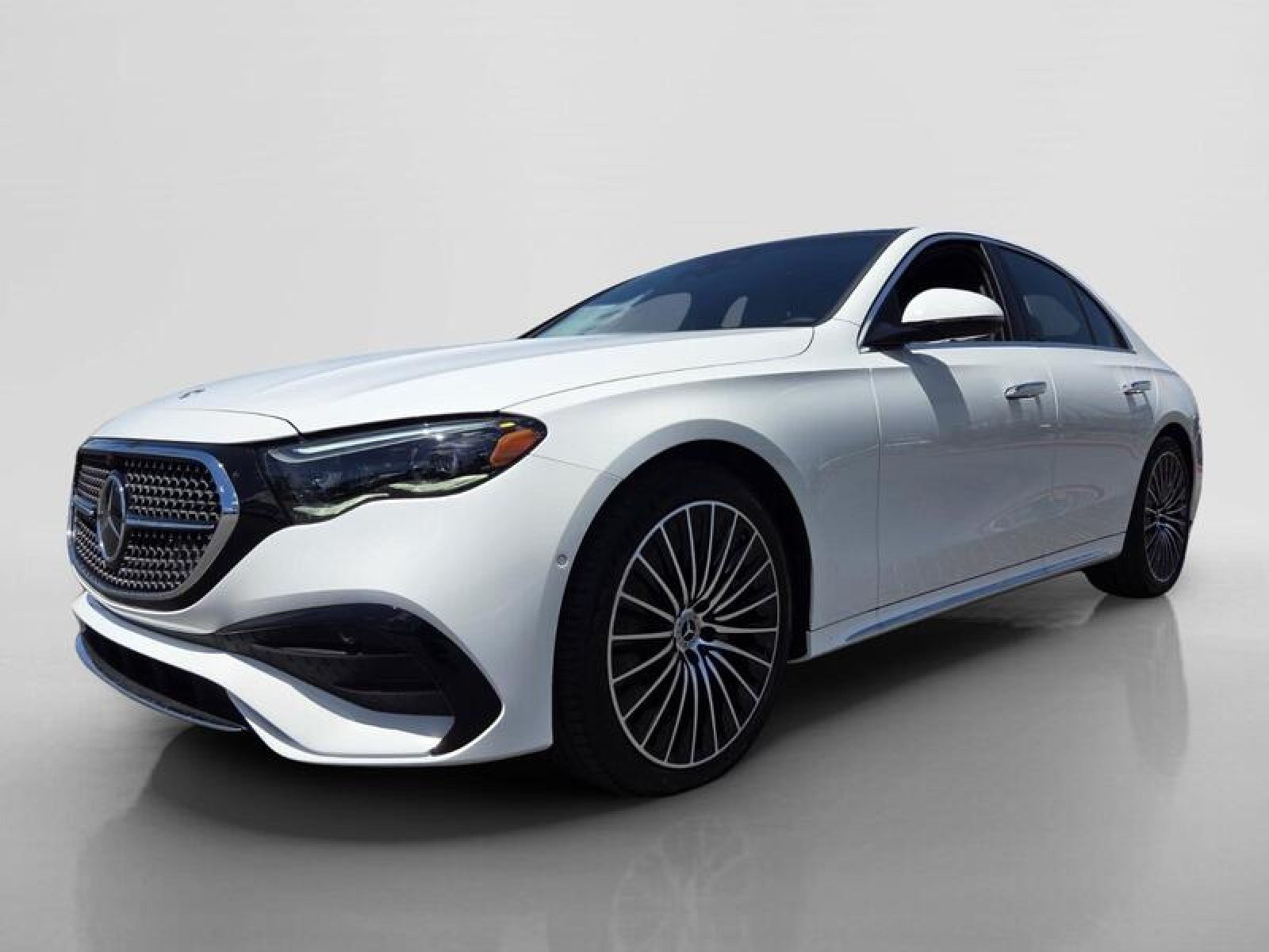 New 2026 Polar White Mercedes-Benz E 350 RWD Sedan image 8