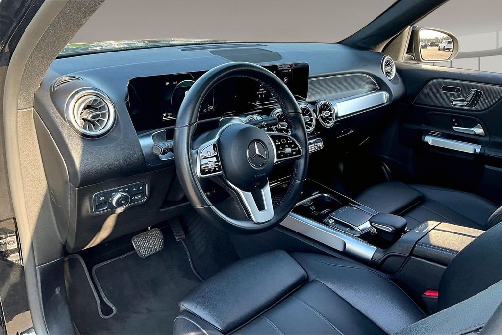 Used 2021 Black Mercedes-Benz GLB 250 image 13
