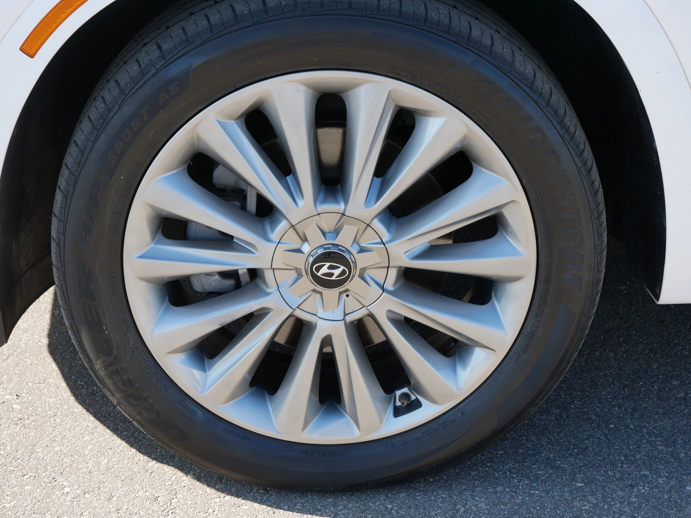 Certified Used 2020 Hyper White Hyundai Limited image 15