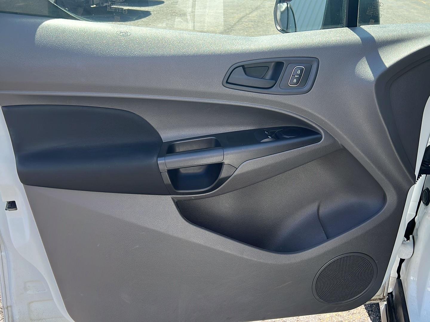 Used 2019 Frozen White Ford XL image 3