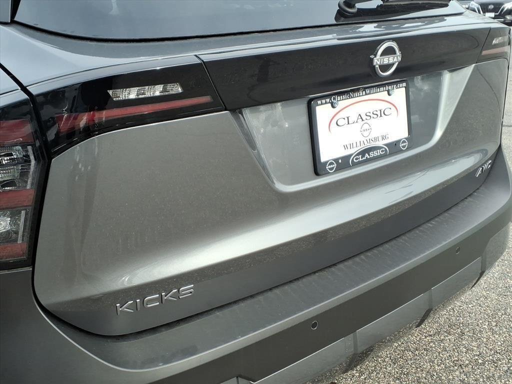 2025 Nissan Kicks SV AWD - Photo 7