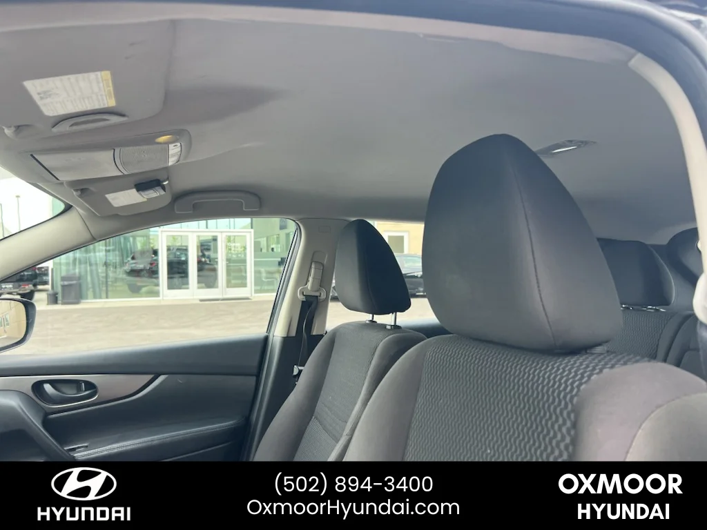 Used 2018 Magnetic Black Nissan S image 5
