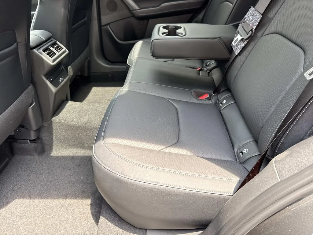 New 2026 Machine Gray Metallic Mazda 2.5 S Premium Plus AWD image 18