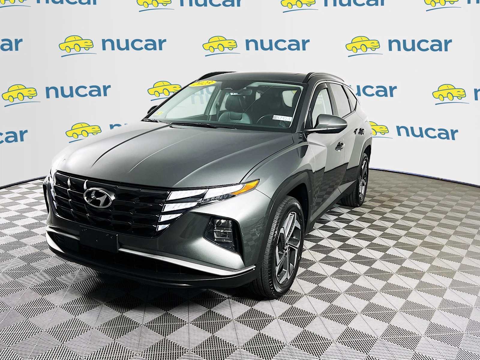 Used 2023 Amazon Gray Hyundai SEL image 3