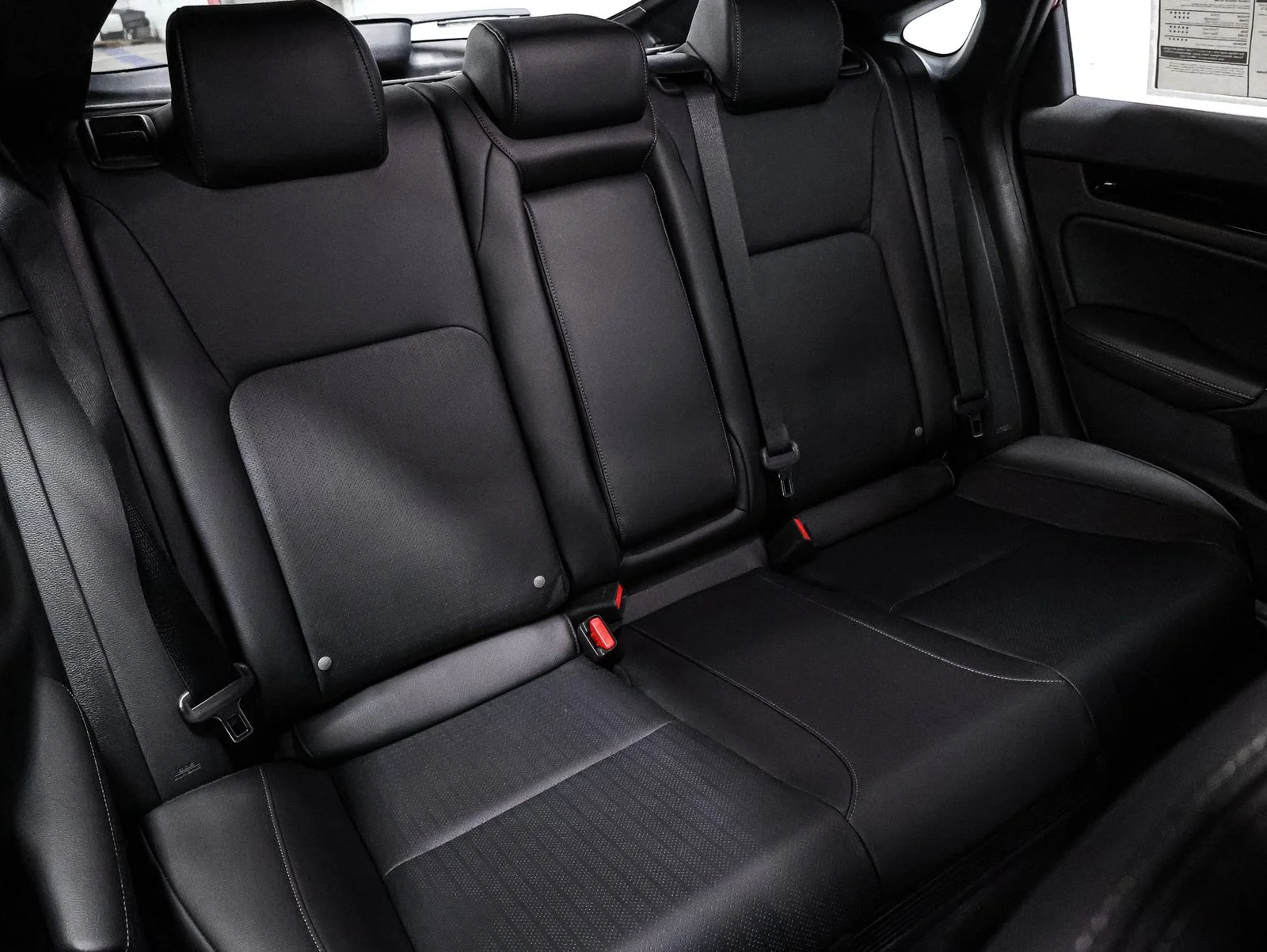 2026 Honda Civic Hatchback Sport Touring - Photo 20