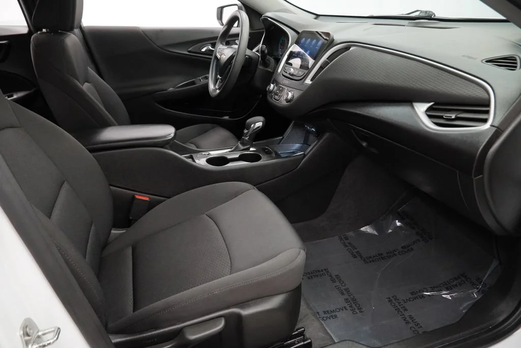2023 Chevrolet Malibu 1LS - Photo 39