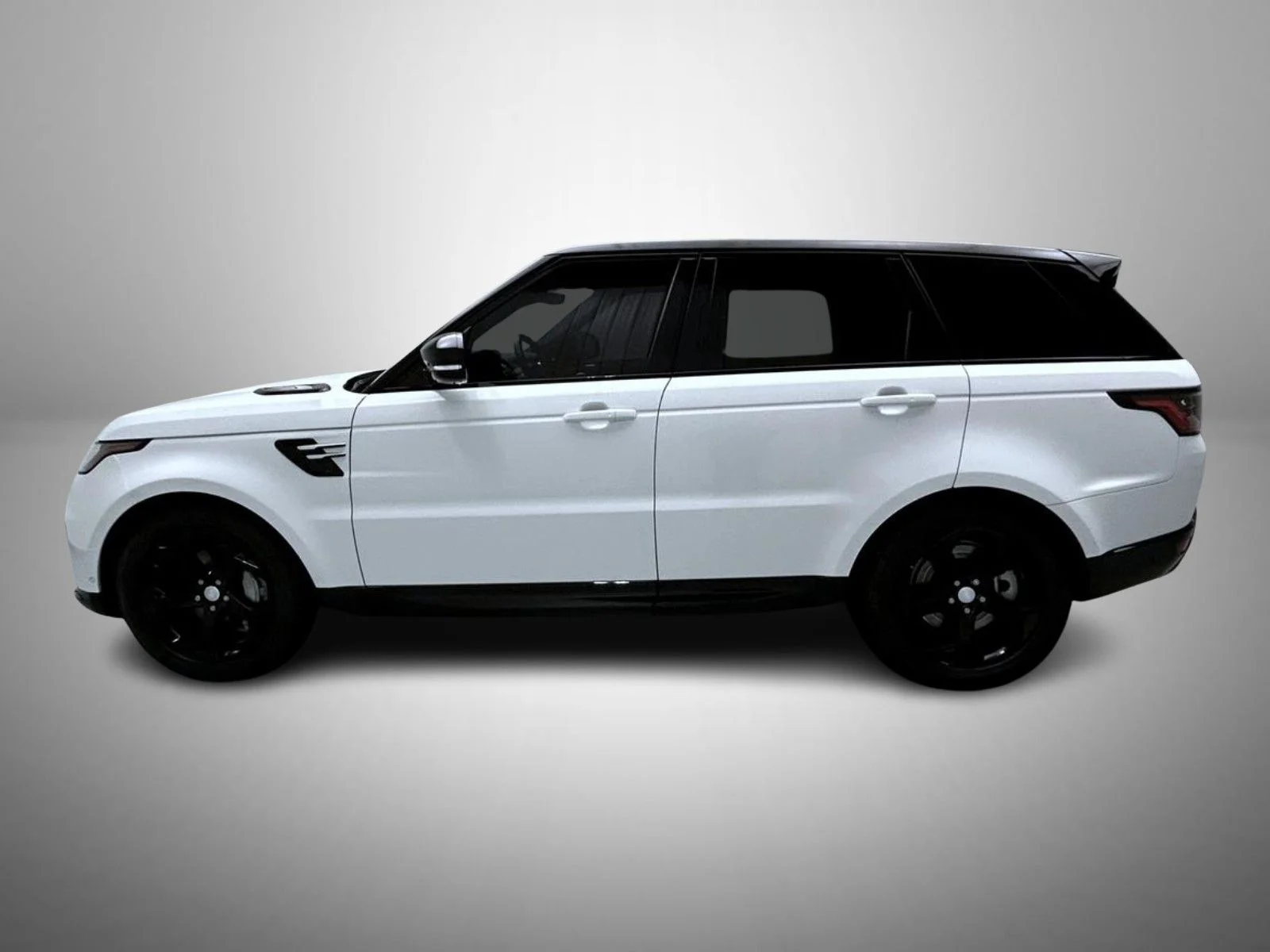 Used 2019 White Land Rover HSE image 8
