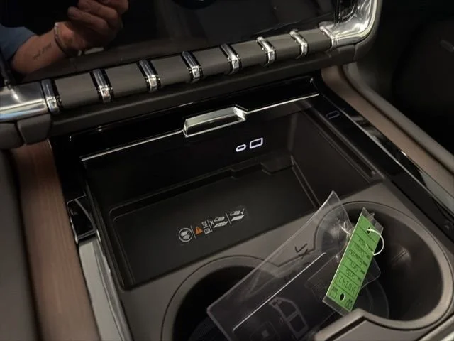 2026 GMC Yukon XL Denali - Photo 44