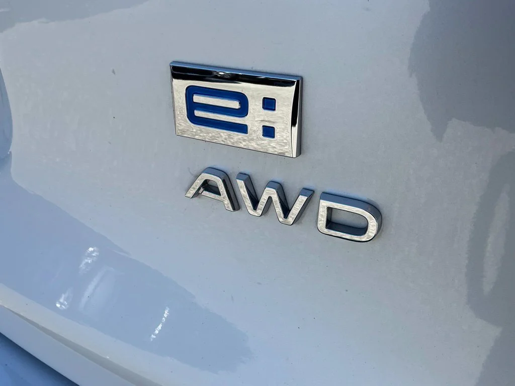 Used 2024  Honda Touring image 18
