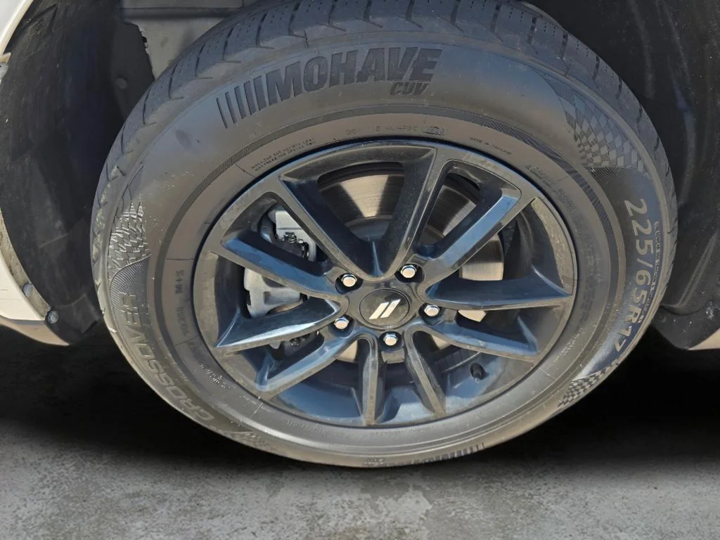 Used 2019 Vice White Dodge SE image 29