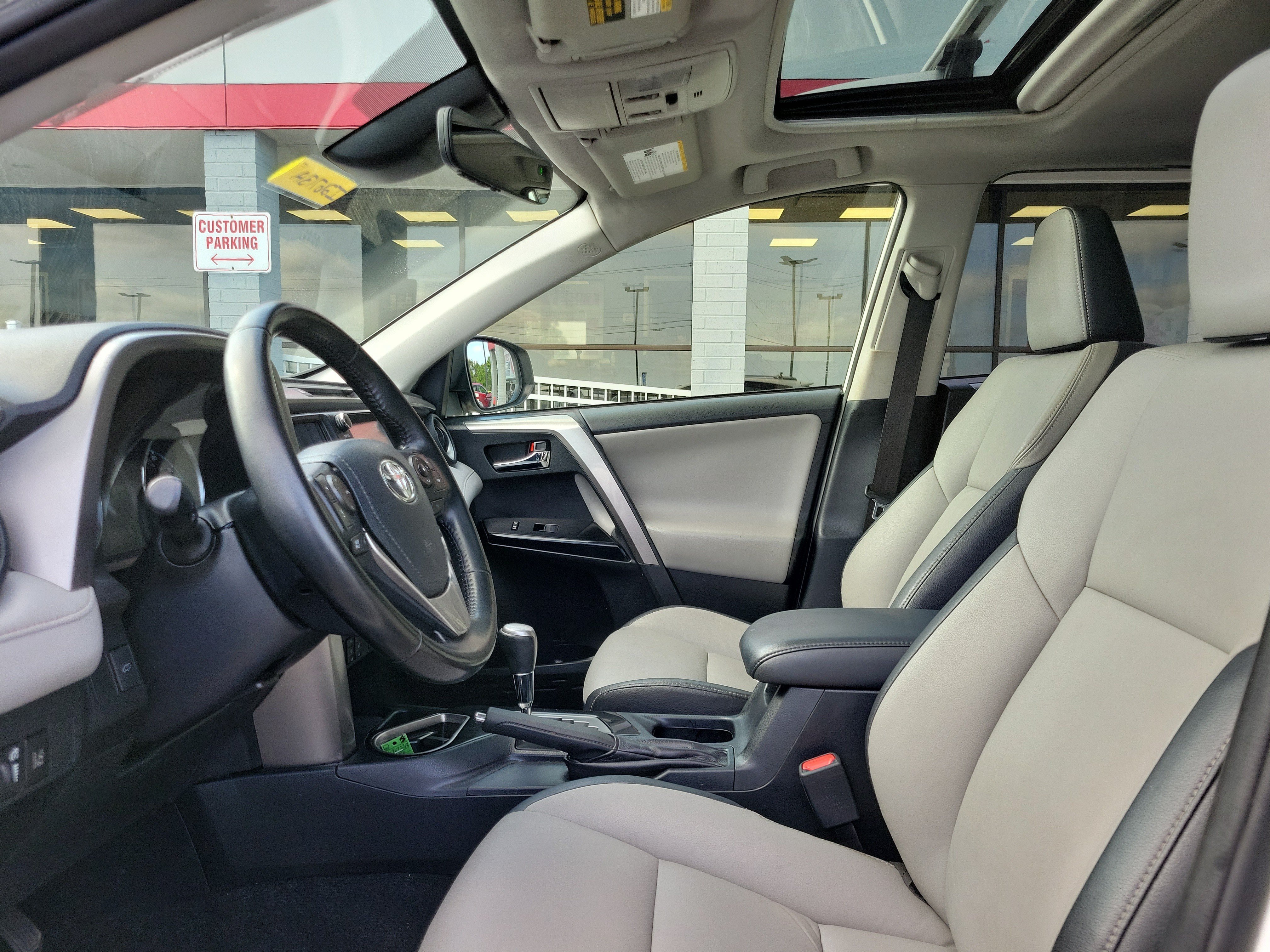 Used 2018 Blizzard Pearl Toyota Hybrid Limited image 15