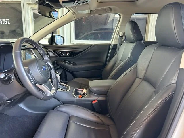 Used 2025 White Subaru Limited image 10