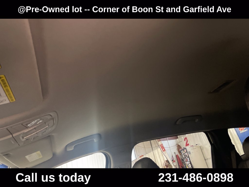 Used 2019 Gray Hyundai SEL image 17