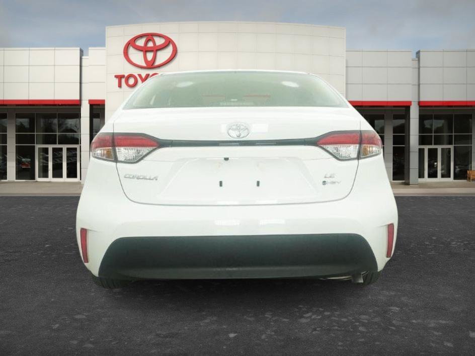 New 2026 Ice Cap Toyota Hybrid LE image 10