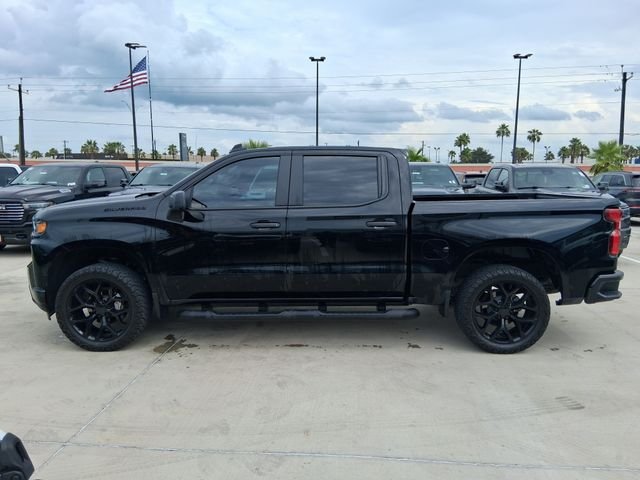 Used 2022 Black Chevrolet Custom image 4