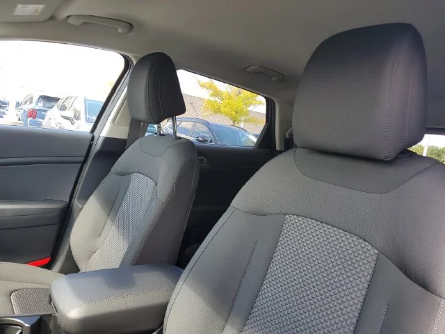 New 2027 Gravity Gray Kia LX image 17