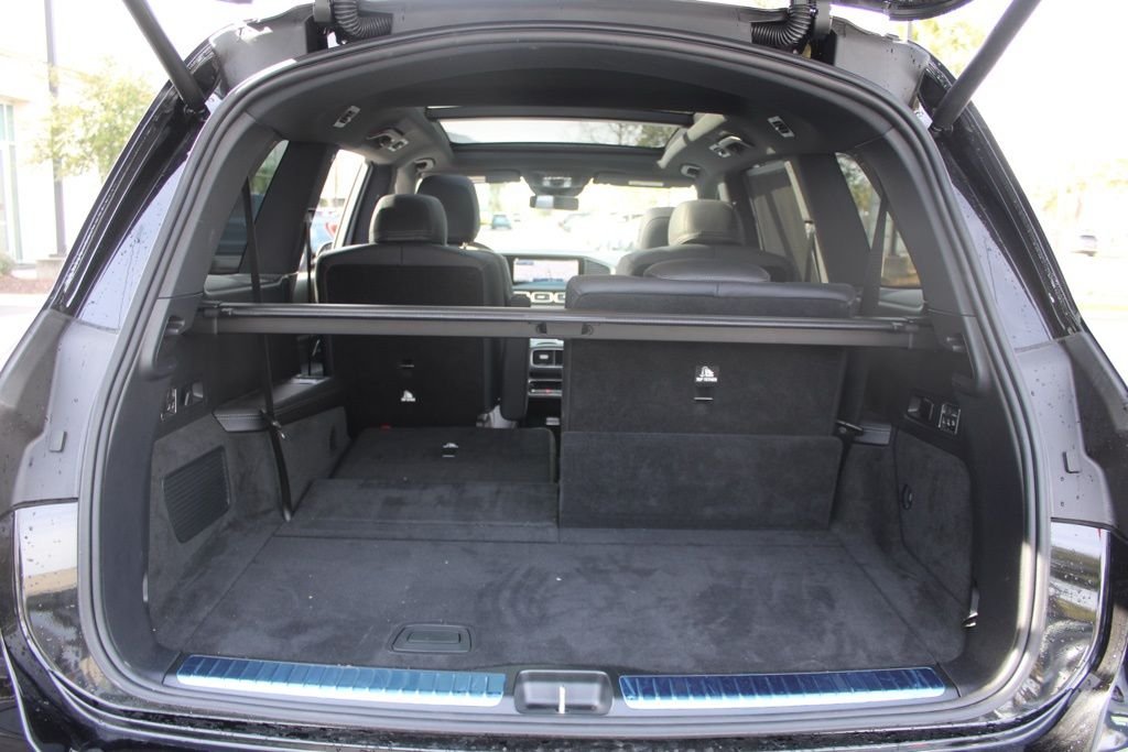 Certified Used 2025  Mercedes-Benz GLS 580 image 45