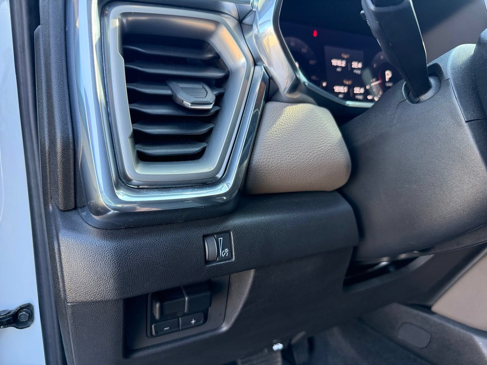 2024 GMC Canyon Denali - Photo 14