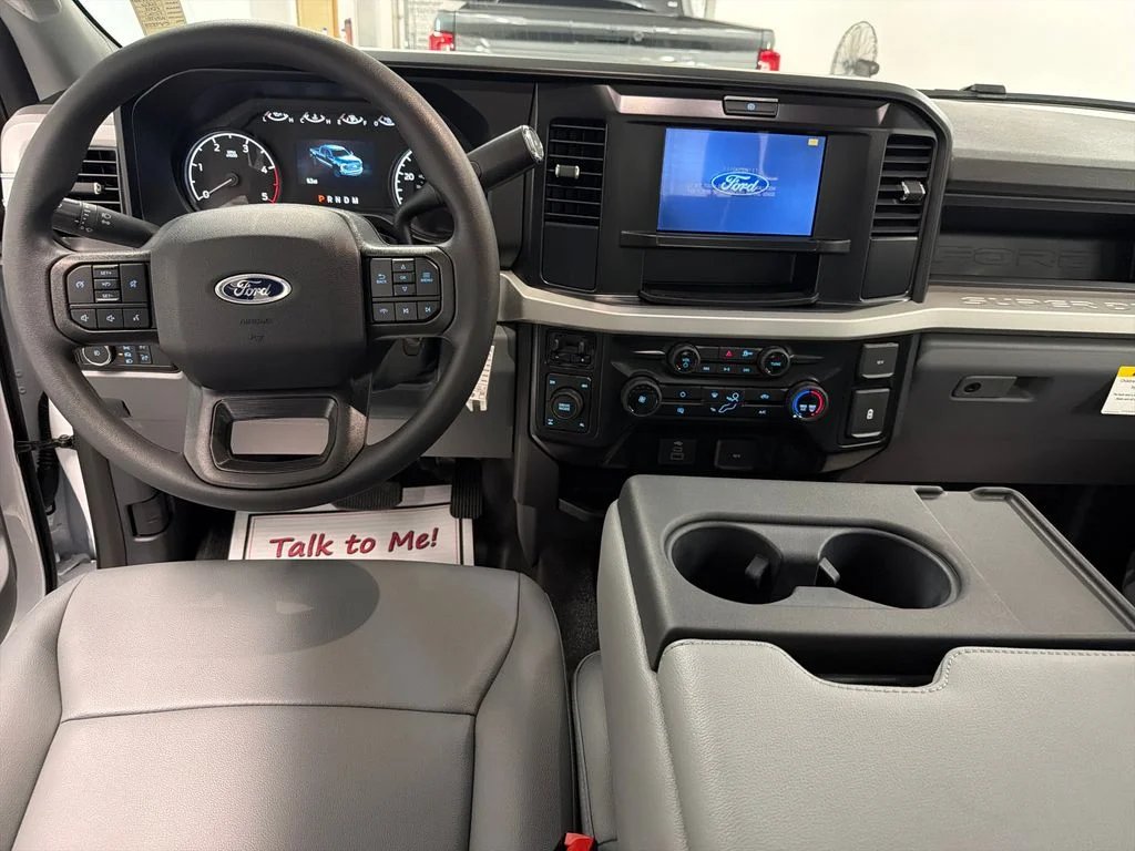 New 2026 Oxford White Ford F-250® XL image 13