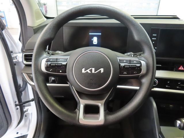 2025 Kia Sportage LX - Photo 8