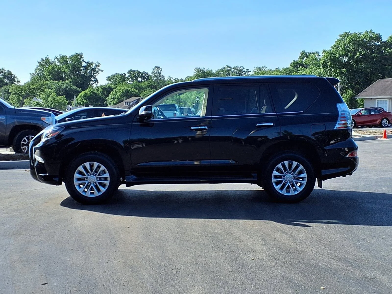 Used 2023 Onyx Black Lexus GX 460 Premium image 25