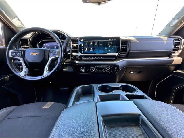 Used 2022 Black Chevrolet LT image 21