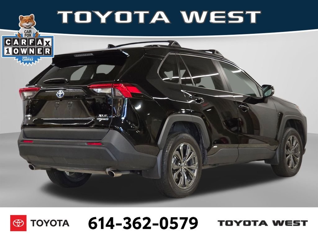 Used 2023 Black Toyota XLE Premium image 7