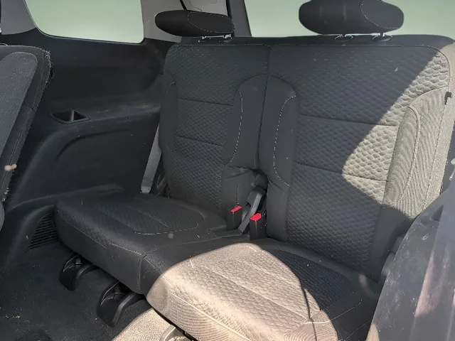 Used 2019 Summit White GMC SLE-2 image 23