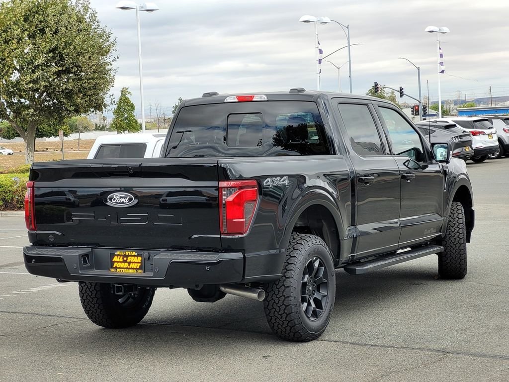 New 2026 Agate Black Metallic Ford XLT image 3