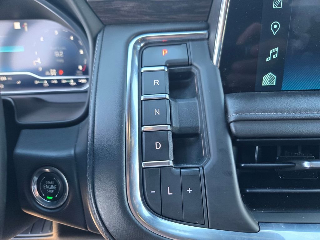 Used 2023 Green Chevrolet LT image 14