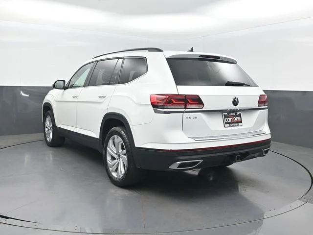 Used 2022 White Volkswagen 3.6L V6 SE w/Technology image 29