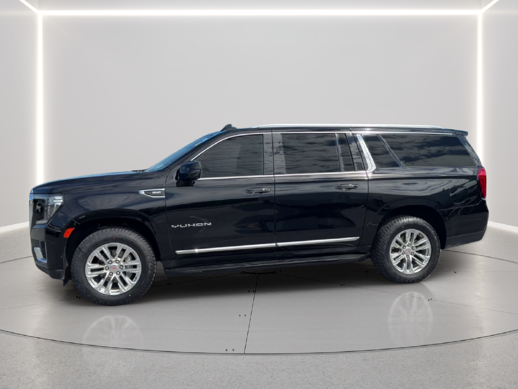 Used 2023 Black GMC SLT image 8
