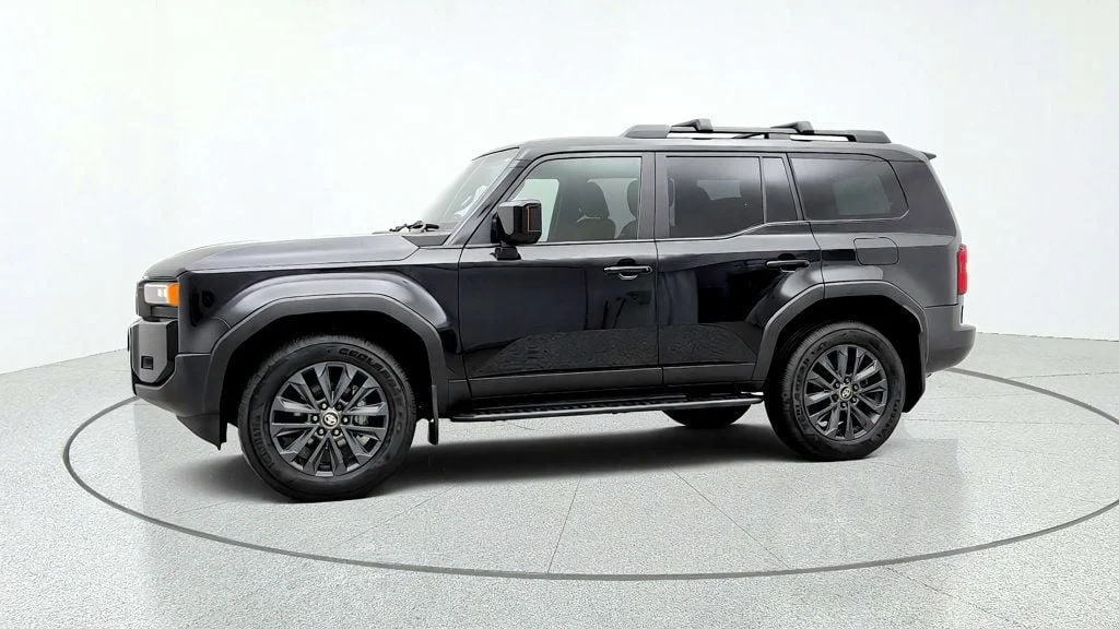 Used 2026 Black Toyota 4WD w/ Moonroof, JBL, HUD, 20