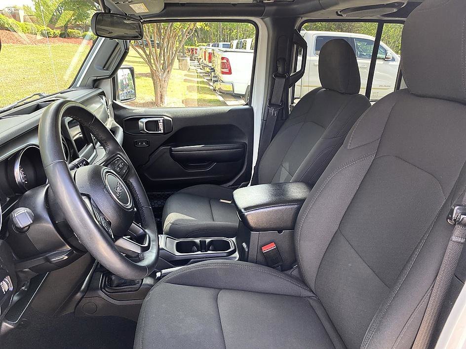 Used 2023 Bright White Clearcoat Jeep Sport S image 11