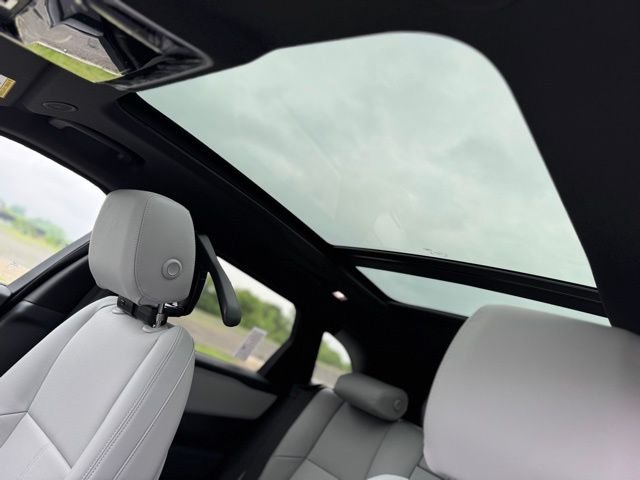 2026 Land Rover Range Rover Velar S - Photo 15