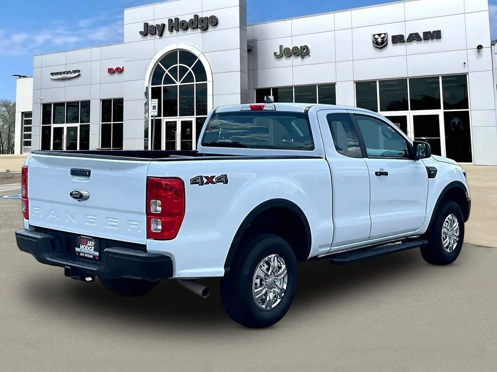 Used 2022 White Ford XL image 7