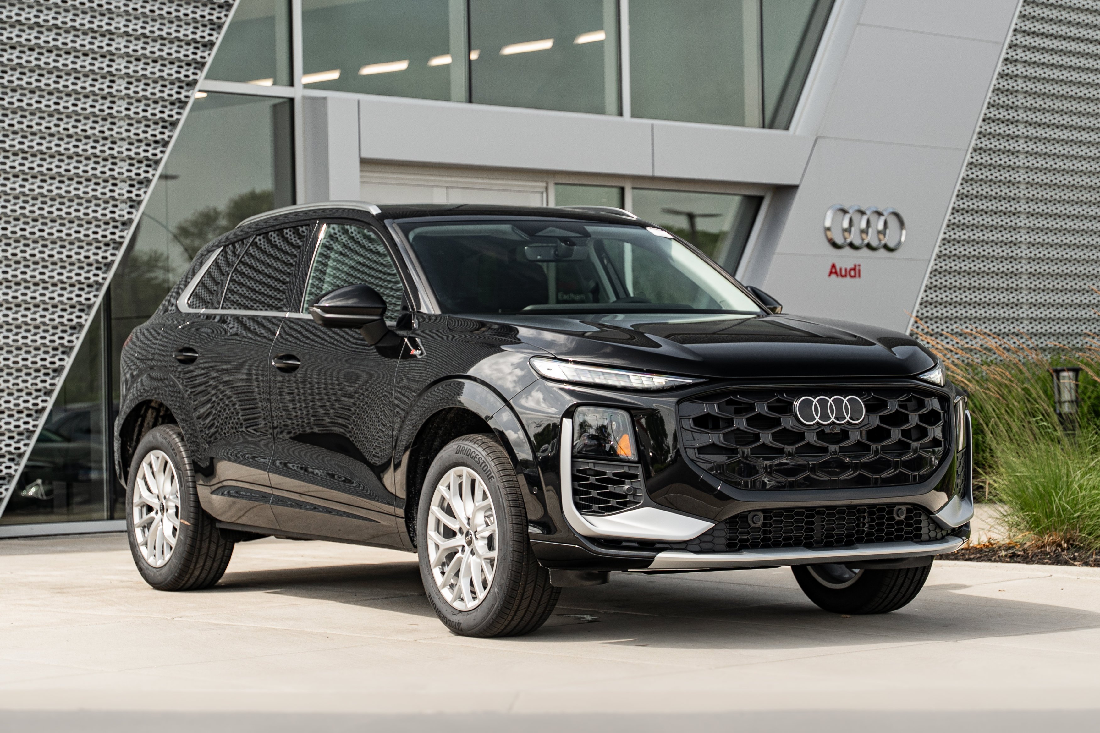 2026 Audi Q3 S line quattro's photo