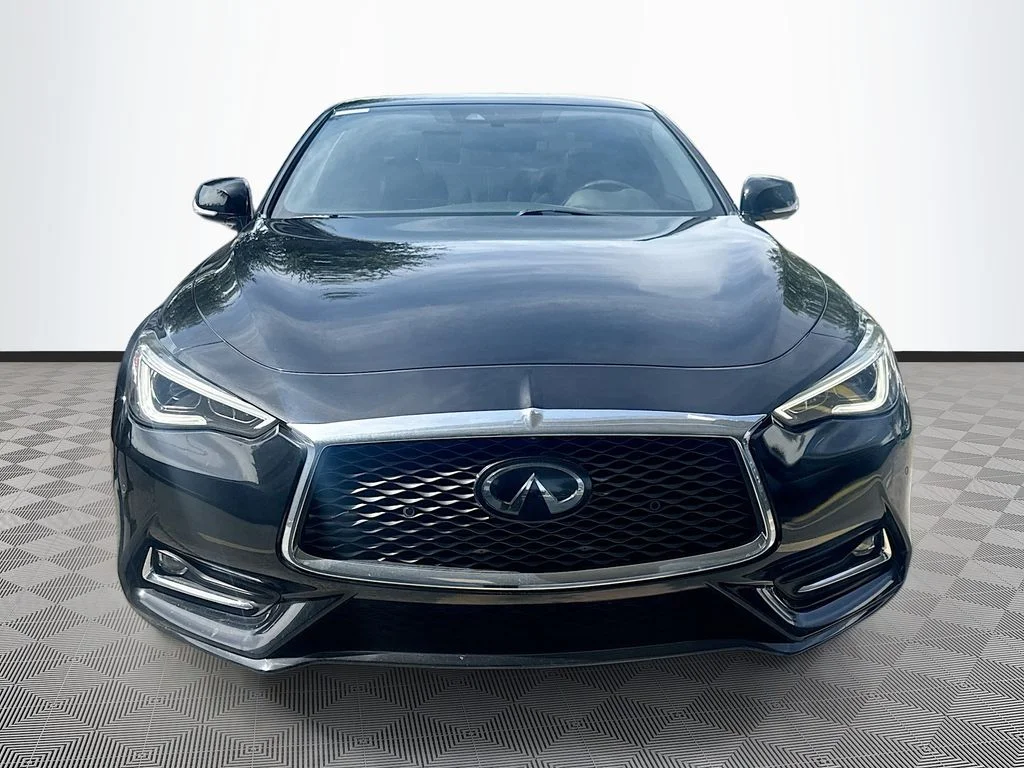 Used 2022 Black INFINITI LUXE image 2