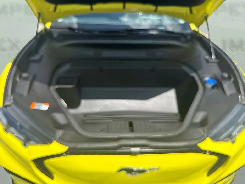 Used 2025 Yellow Ford Select image 20