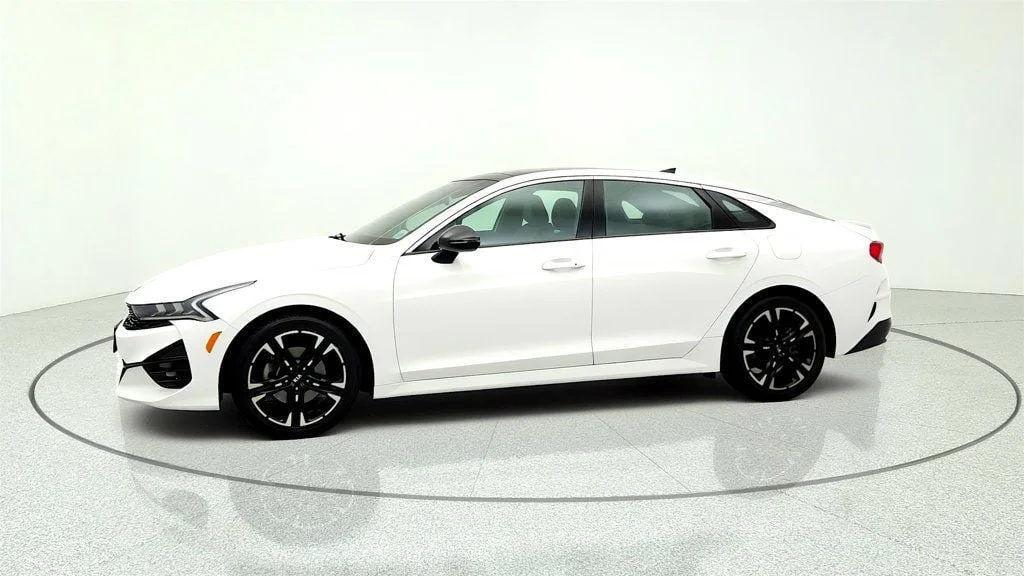 Used 2021 Glacial White Pearl Kia GT-Line Automatic AWD image 8